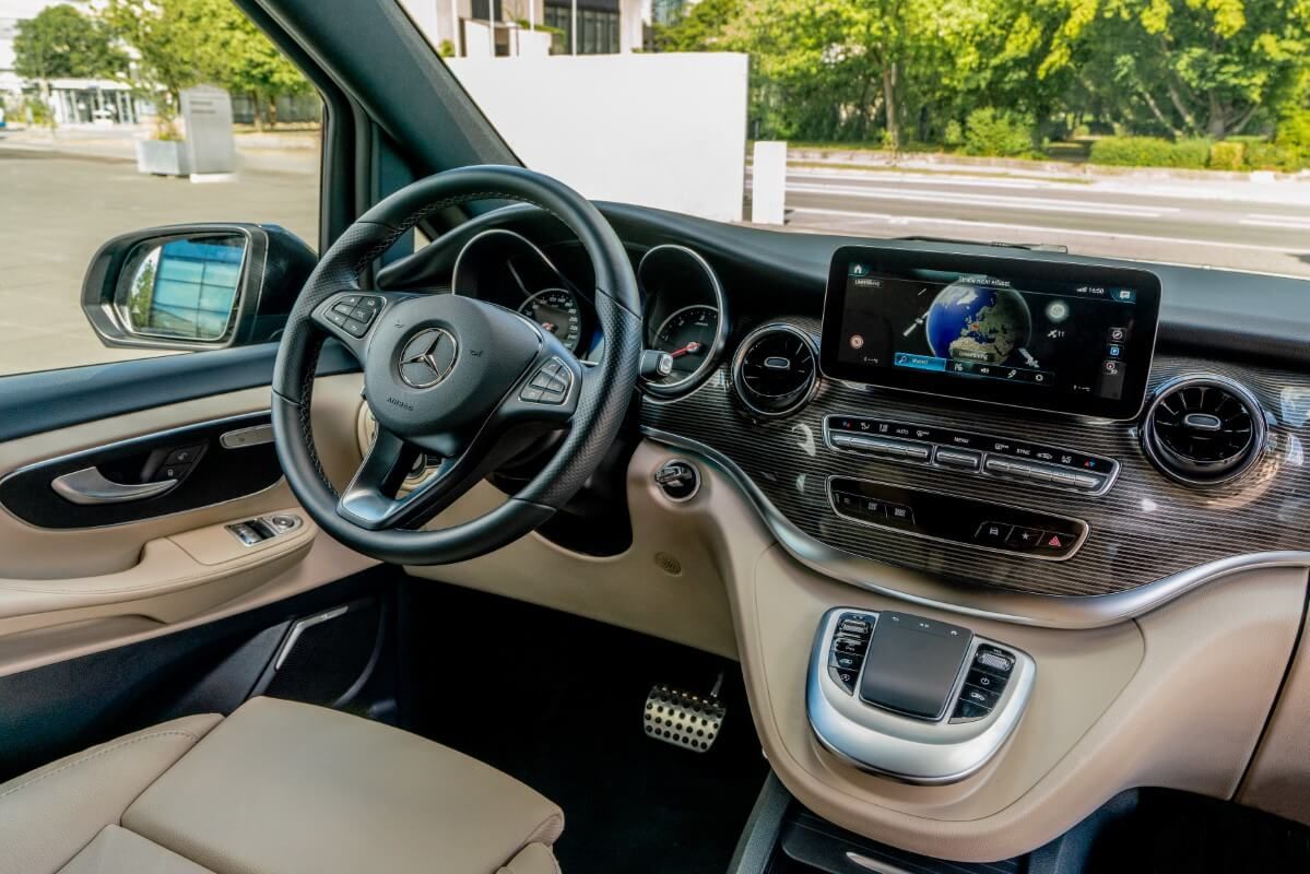 Mercedes V Innenraum vorne.