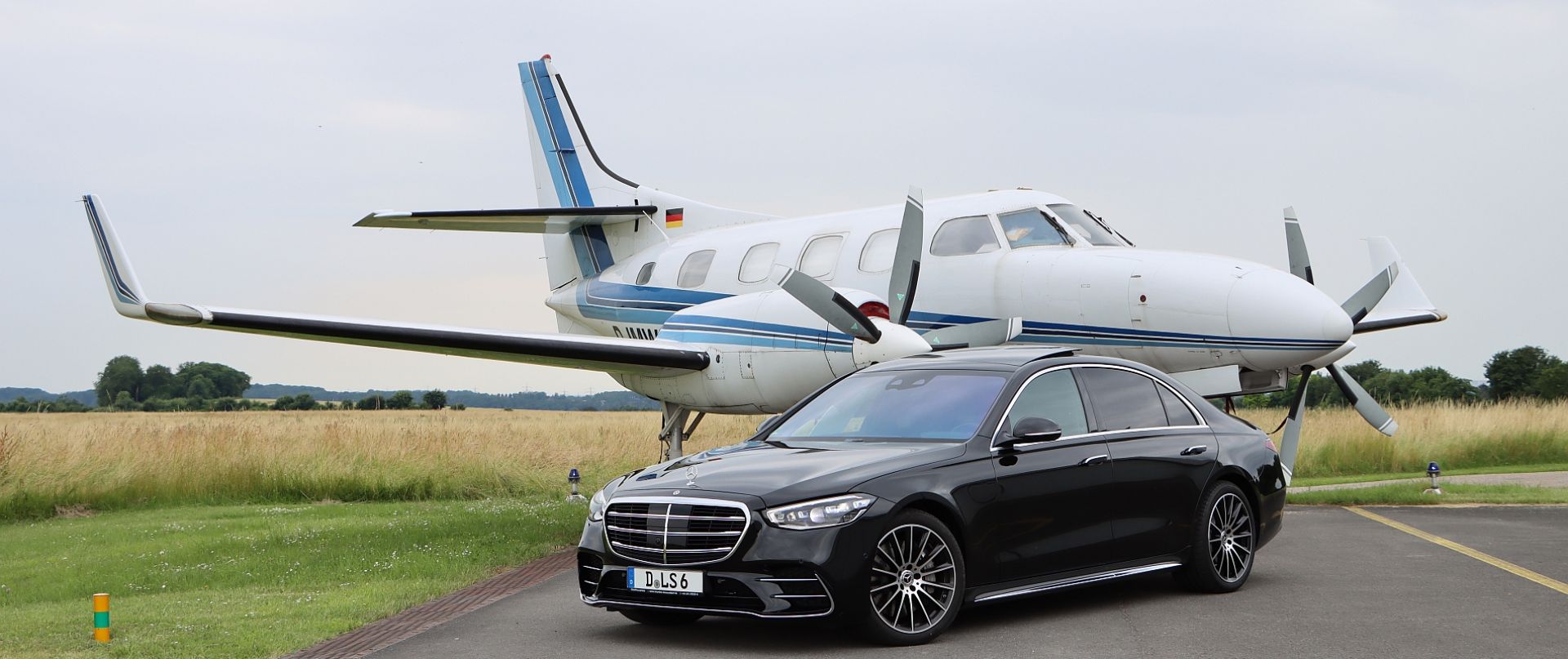Chauffeur am Flughafen
